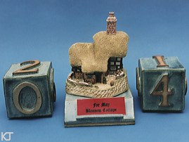 Enter for more David Winter Photos